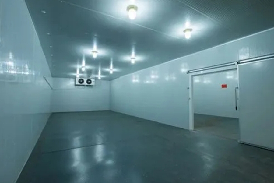 Refrigerated panels