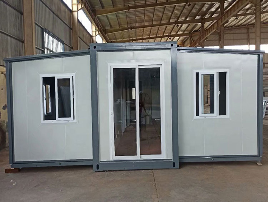 Expandable container house