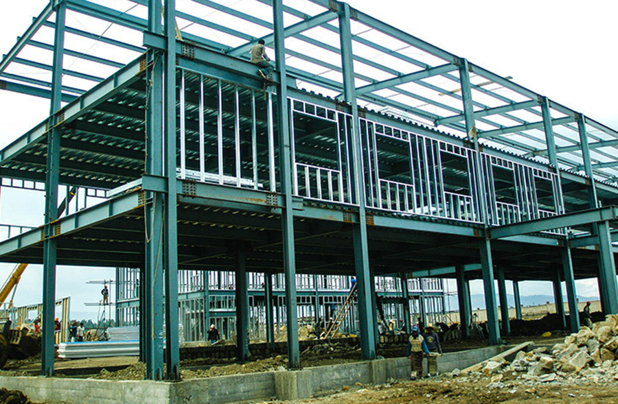 Prefabricated steel building