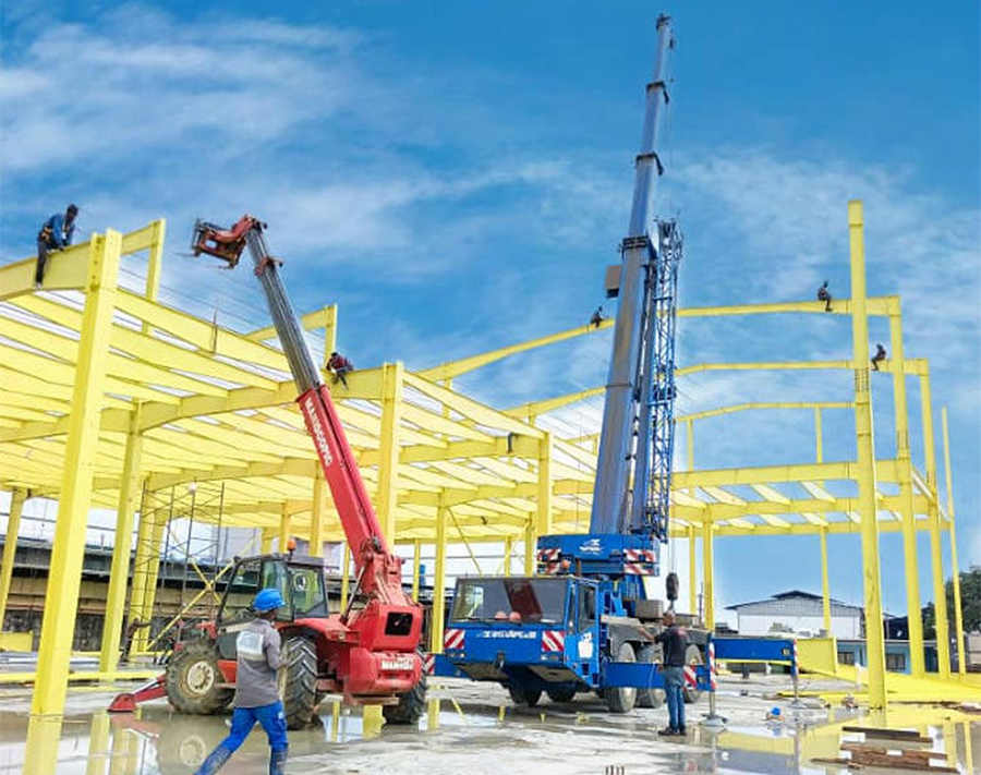 The installation of steel structure