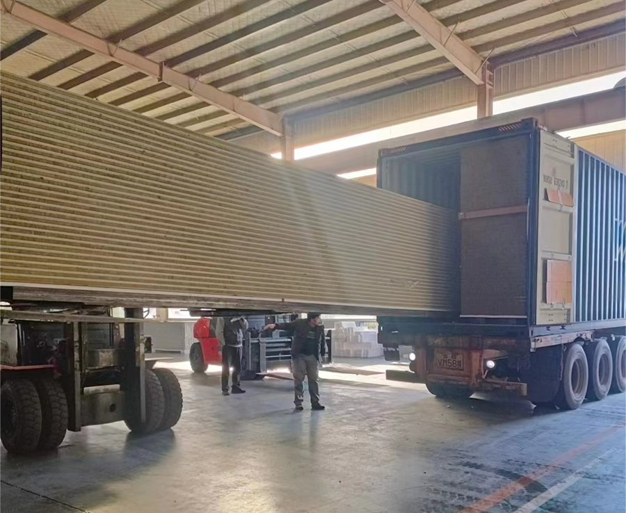 Rockwool sandwich panels packing