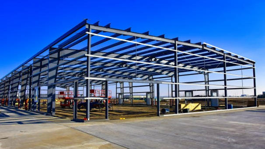 Prefabricated steel building