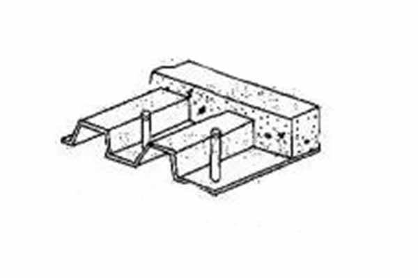In any case, end anchors shall be provided