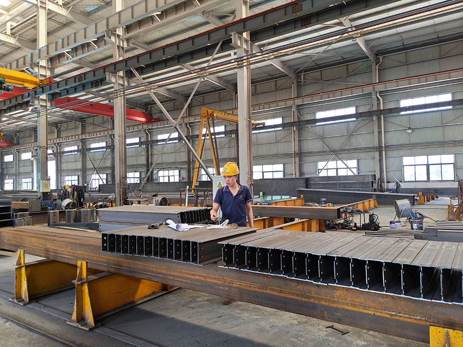 Prefabricated steel structure production