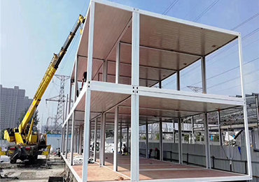 Selecionando painéis sanduíche de metal para casas pré-fabricadas