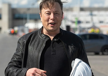 Elon Musk vendeu todas as suas propriedades imobiliárias e mudou-se para uma casa de contêineres